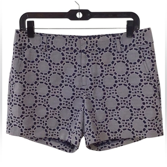 Banana Republic Blue Patterned Chino Shorts Size 4 New - Picture 1 of 4